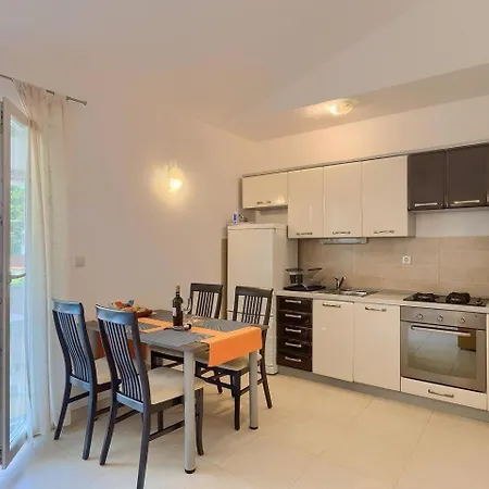 Apartment Fuer 4 Personen Ca 50 Qm In Fazana, Istrien Istrische Riviera