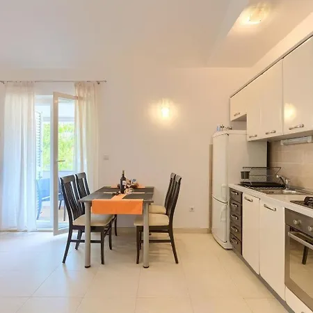 公寓 Fuer 4 Personen Ca 50 Qm In Fazana, Istrien Istrische Riviera 法扎纳