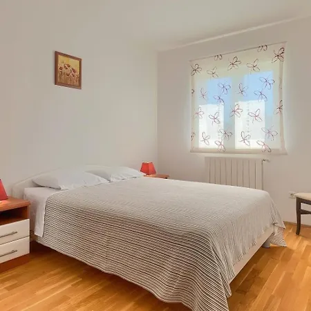 Fuer 4 Personen Ca 50 Qm In Fazana, Istrien Istrische Riviera Apartment Fazana